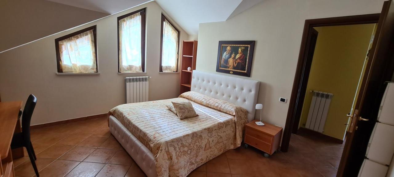 B&B Rossella Montoro Inferiore Buitenkant foto