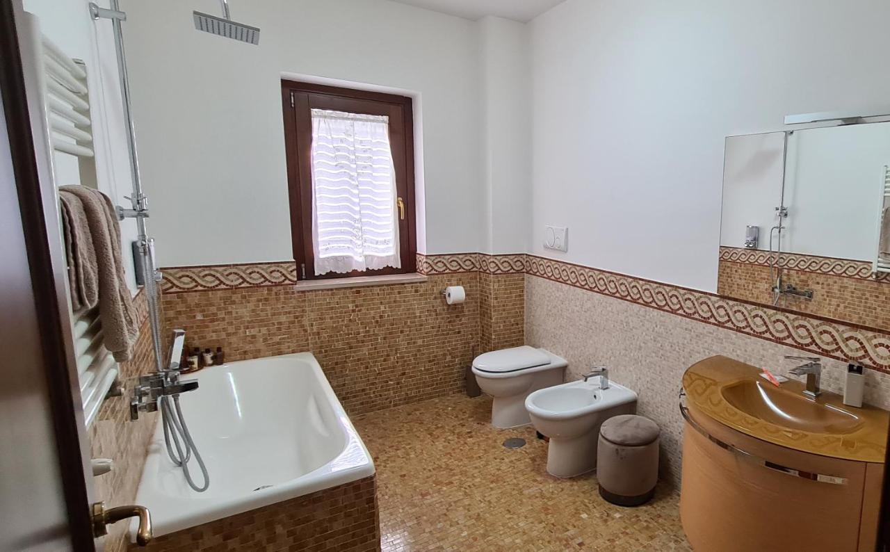 B&B Rossella Montoro Inferiore Buitenkant foto