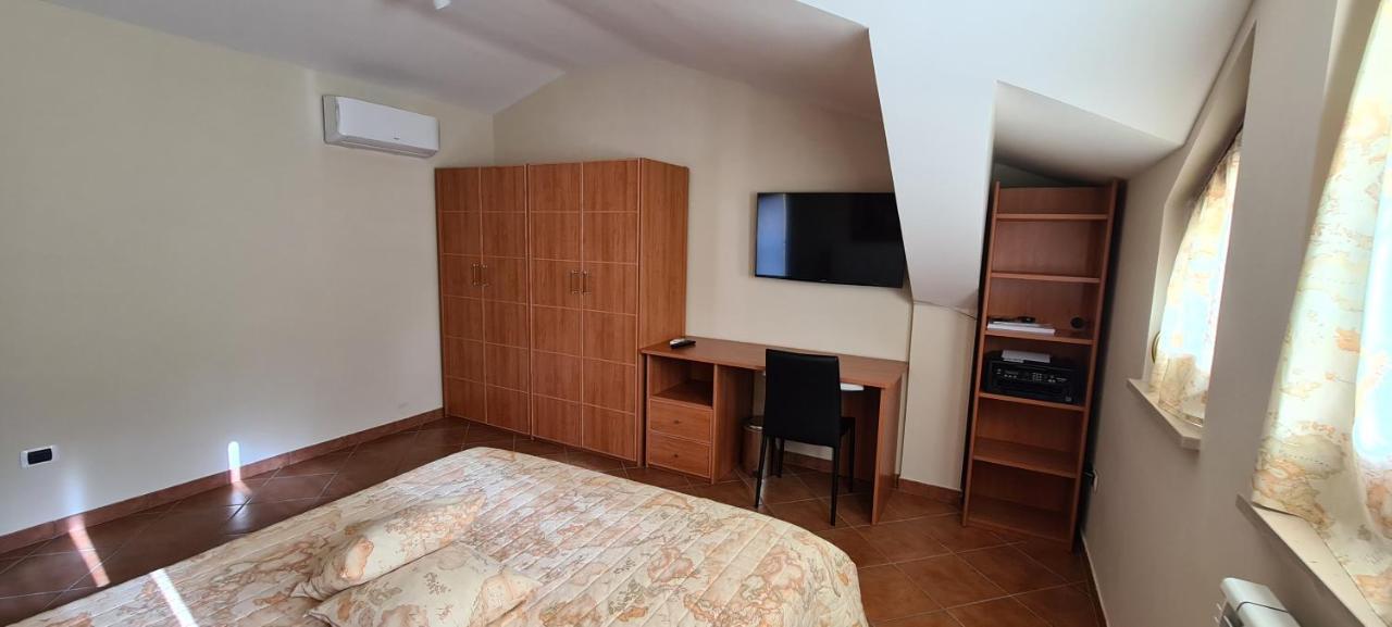 B&B Rossella Montoro Inferiore Buitenkant foto