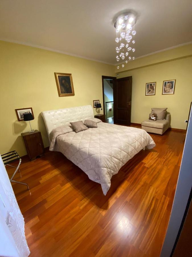 B&B Rossella Montoro Inferiore Buitenkant foto