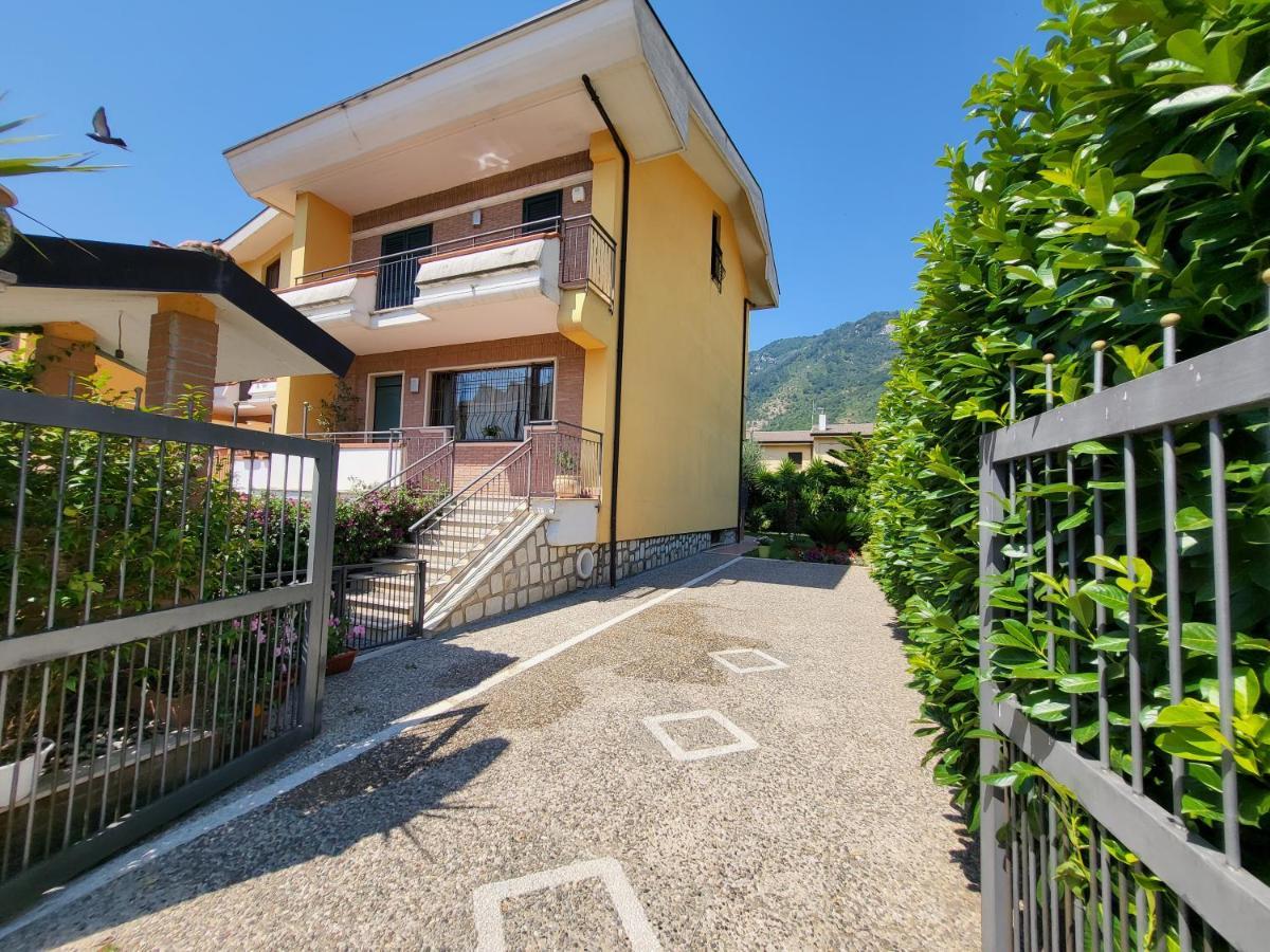 B&B Rossella Montoro Inferiore Buitenkant foto