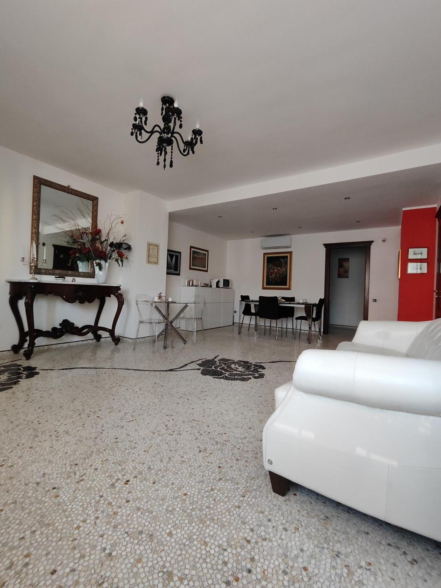 B&B Rossella Montoro Inferiore Buitenkant foto