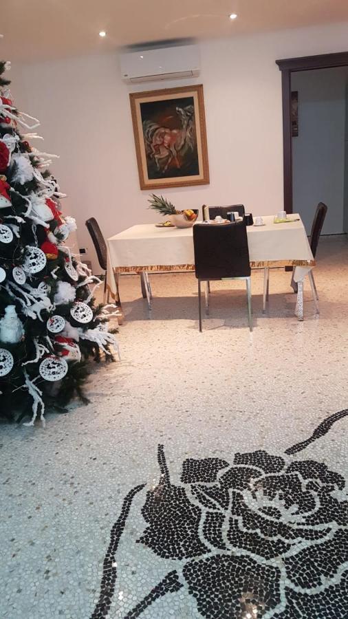 B&B Rossella Montoro Inferiore Buitenkant foto