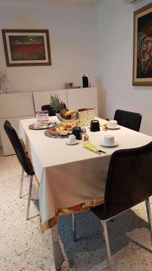 B&B Rossella Montoro Inferiore Buitenkant foto